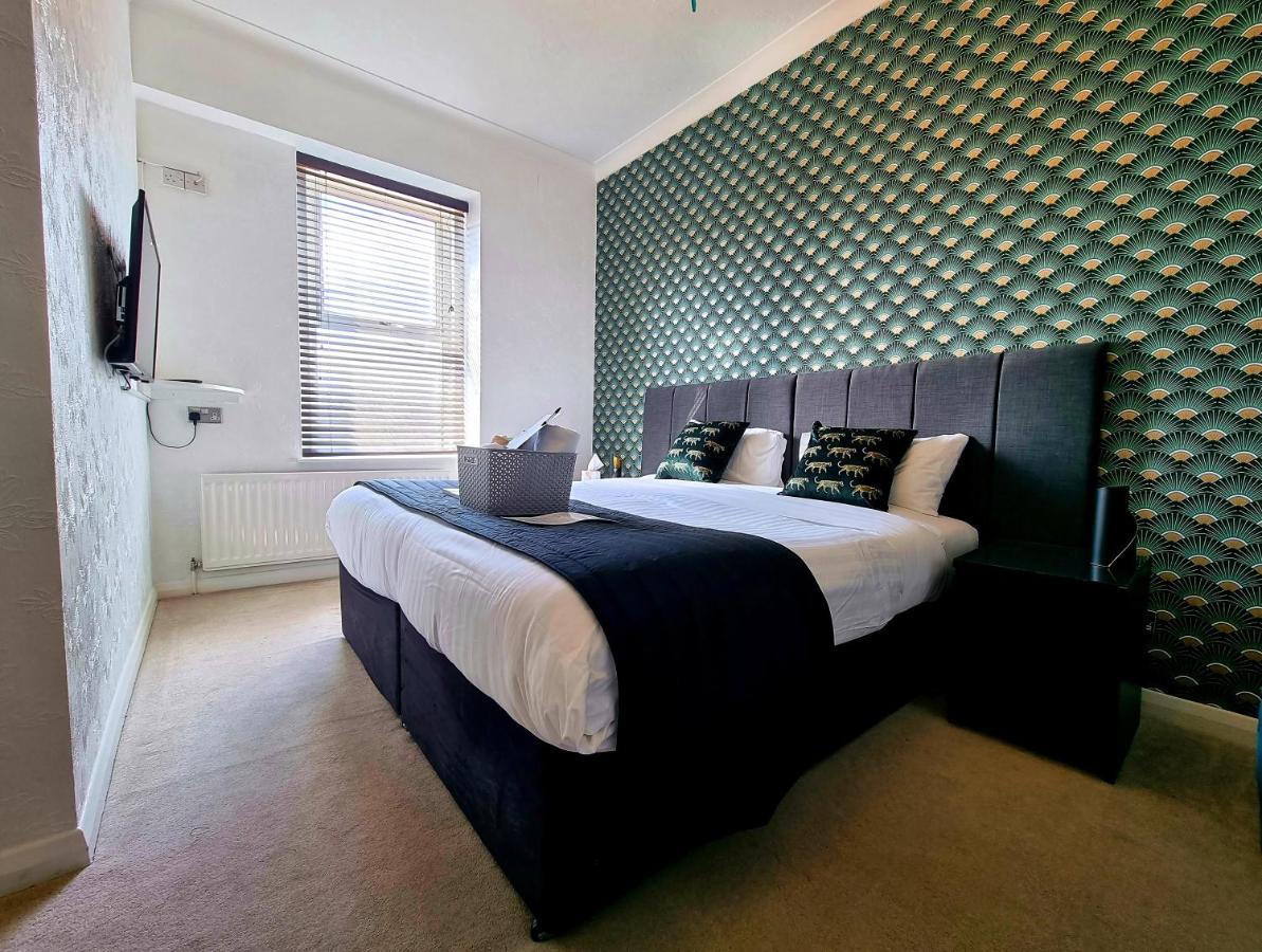 The Ashleigh - Dog Friendly 4* Bornemouth